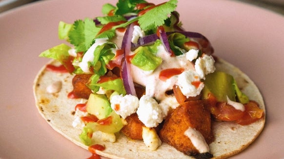 Tacos με ψητή γλυκοπατάτα και φέτα