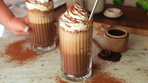 Mocha Frappe med højt proteinindhold
