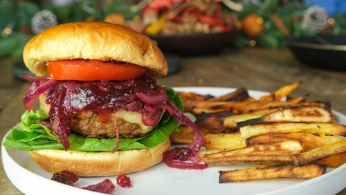 Protein burger med kalkun og tranebærsauce