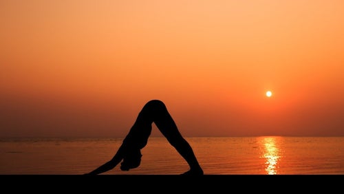 PT Reviews 'Sunning Your Holes' Trend