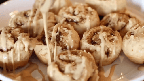 Gingerbread Cinnamon Rolls