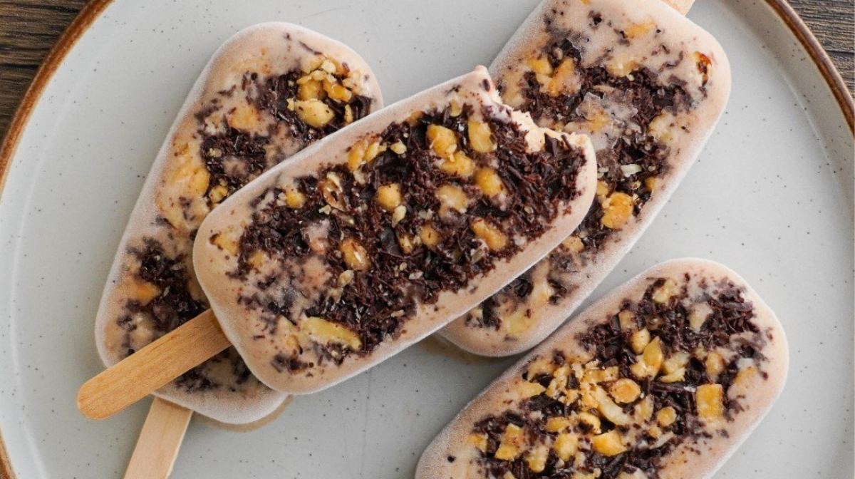 Tasty Peanut Butter Ice Cream Popsicles