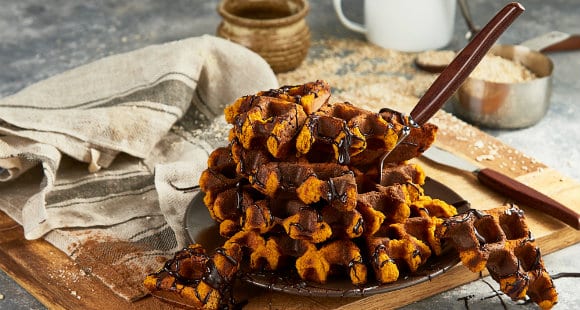 Healthy Halloween Waffles | Pumpkin Spiced