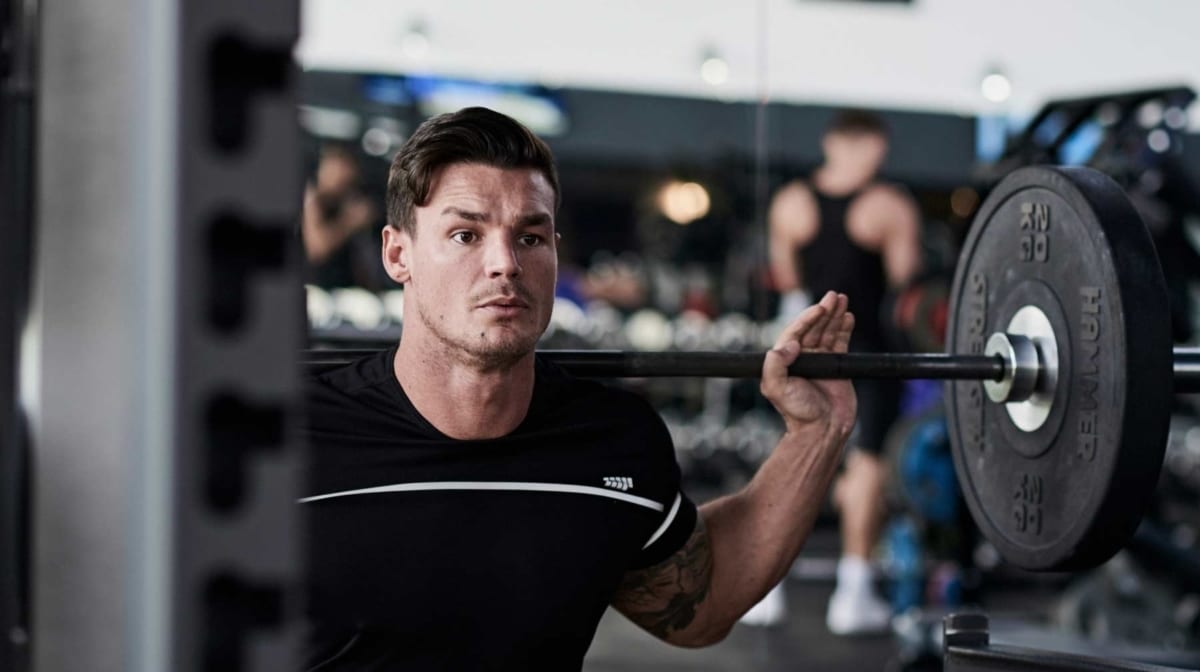Behind The Neck Press | The Benefits and How To Do It