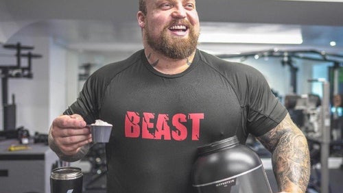 12000 calories par jour ?! L'ancien régime d'Eddie Hall, strongman et recordman