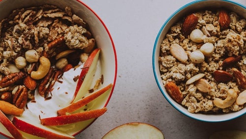Fruits secs et noix pour la musculation et le sport