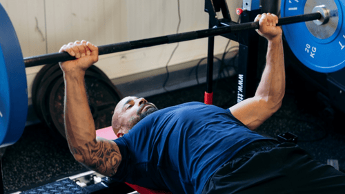 Comment progresser au développé couché