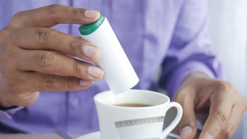 Le sucre ou l'aspartame ? Quel est le meilleur pour la santé ?