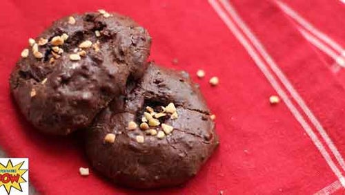 Dunkle Schoko & Haselnuss Proteinkekse