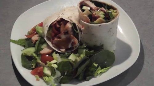 Erdnuss-Hähnchen-Wrap