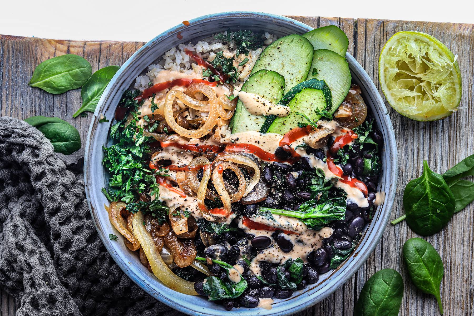 Bohnen Sriracha Bowl | Vegane Rezepte