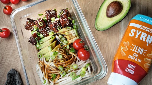 Proteinreiche Teriyaki Tempeh Meal Prep