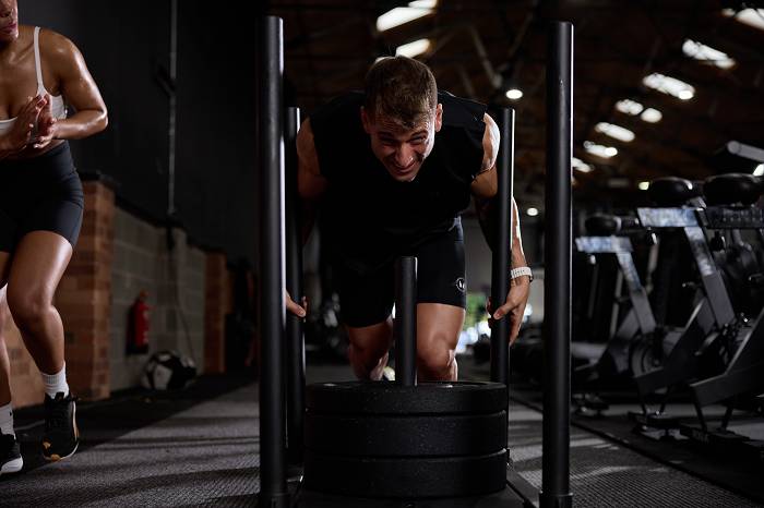 HIIT Vs. LISS Cardio | Was du wissen musst