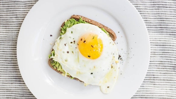 Mehr Eiweiß essen: 12 praktische Tipps für jede Ernährungsform