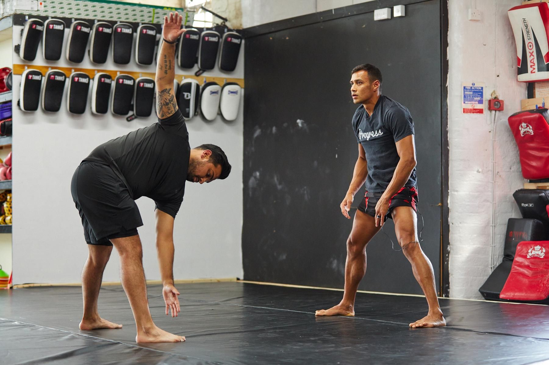 Probiere Punit's explosives Muay Thai Schulter-Workout | #MyChallenge