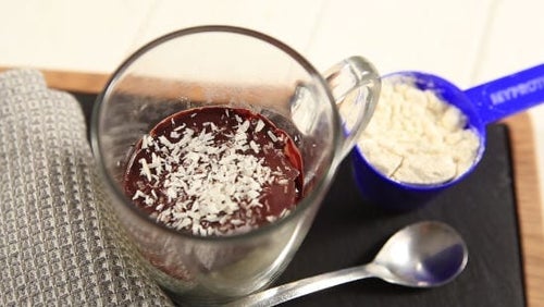Schoko-Kokos Protein Tassenkuchen | Schnelles Protein Rezept