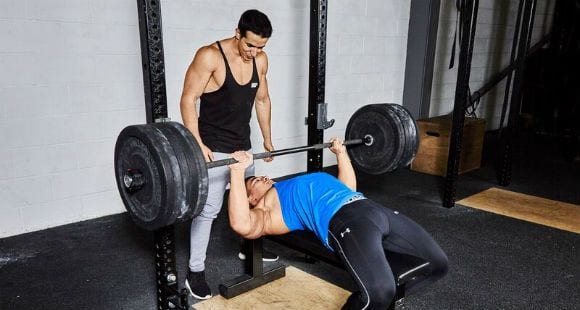 Brustmuskeltraining: 8 x 8 Trainingsprogramm für eine ausgeprägte Brustmuskulatur