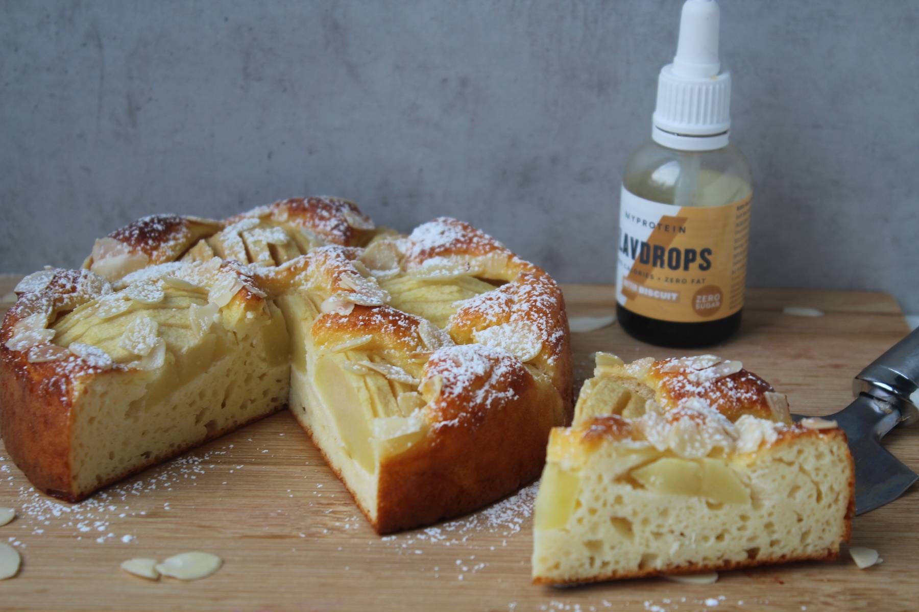 Fluffig-weicher High Protein Apfelkuchen