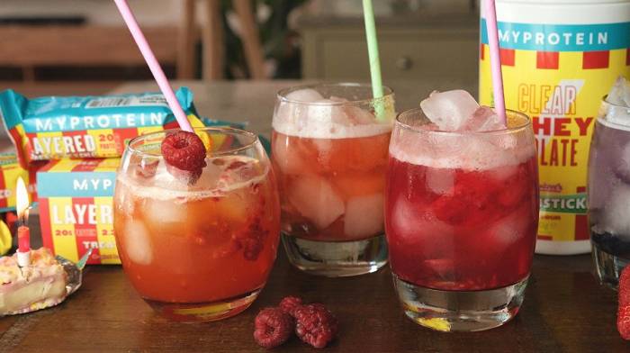 Bereite dir unseren Geburtstags-Mocktail zu | Feiere die Sweet 16 mit Swizzels