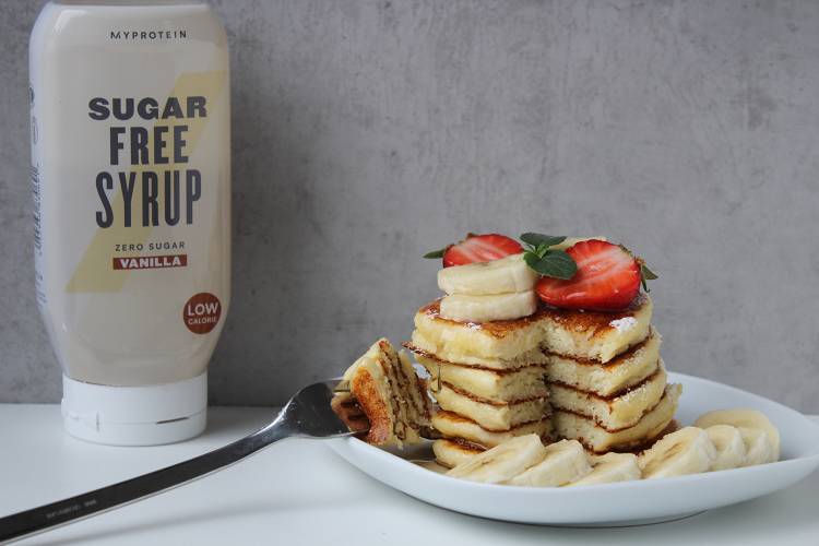 Fluffige Grieß Pancakes | Frühstücks-Idee