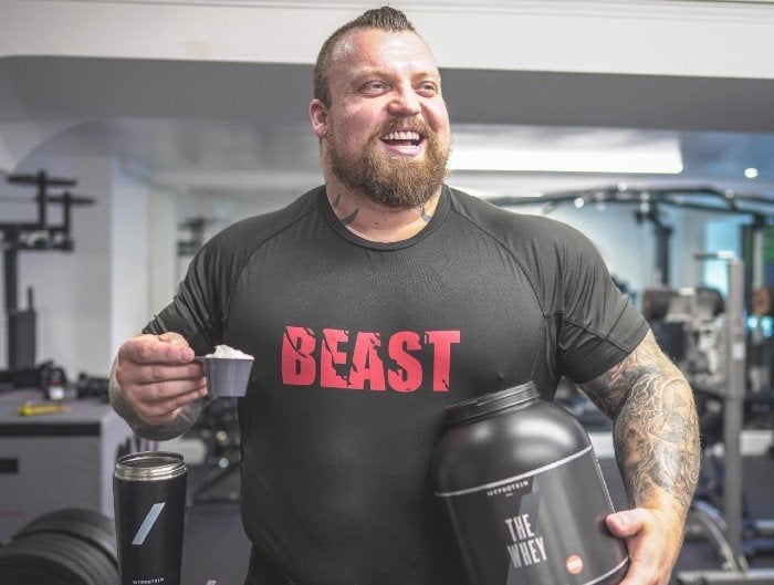 Wie Eddie Hall über 12.000 Kilokalorien am Tag vertilgt hat