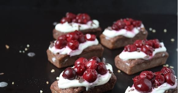 Gesundes Schwarzwälderkirsch Torten Rezept | Protein Kuchen