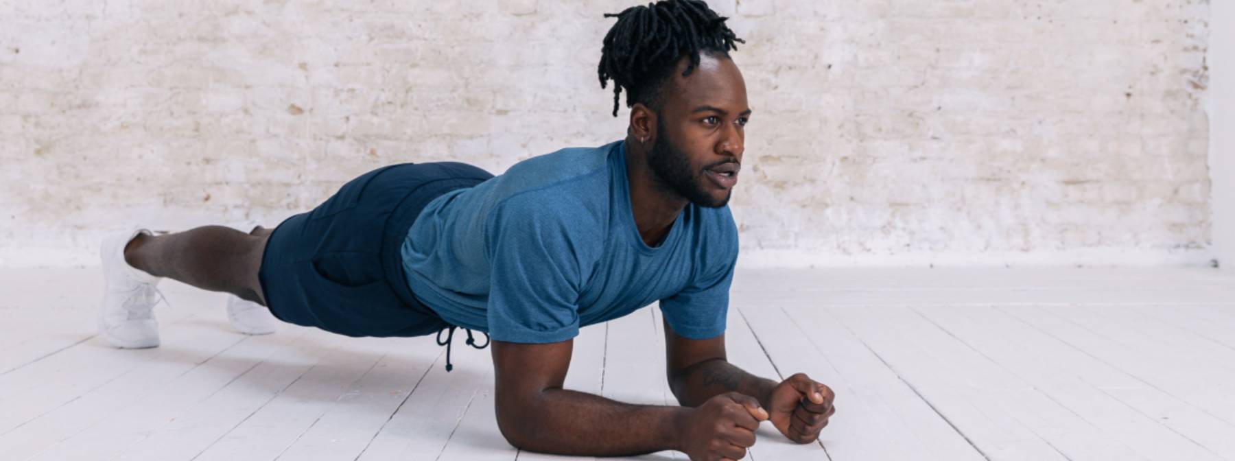 Das 32 Minuten Kurzhantel-Workout von 8fit | Baue deinen Bizeps auf