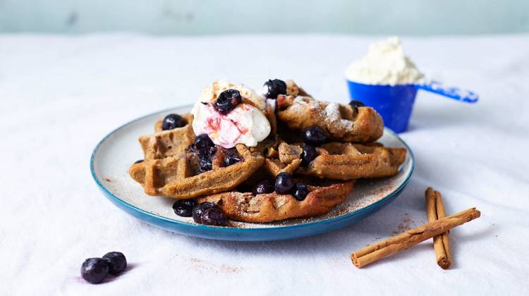 Veganes Frühstück: 15 proteinreiche Rezepte, die dich lange satt halten werden