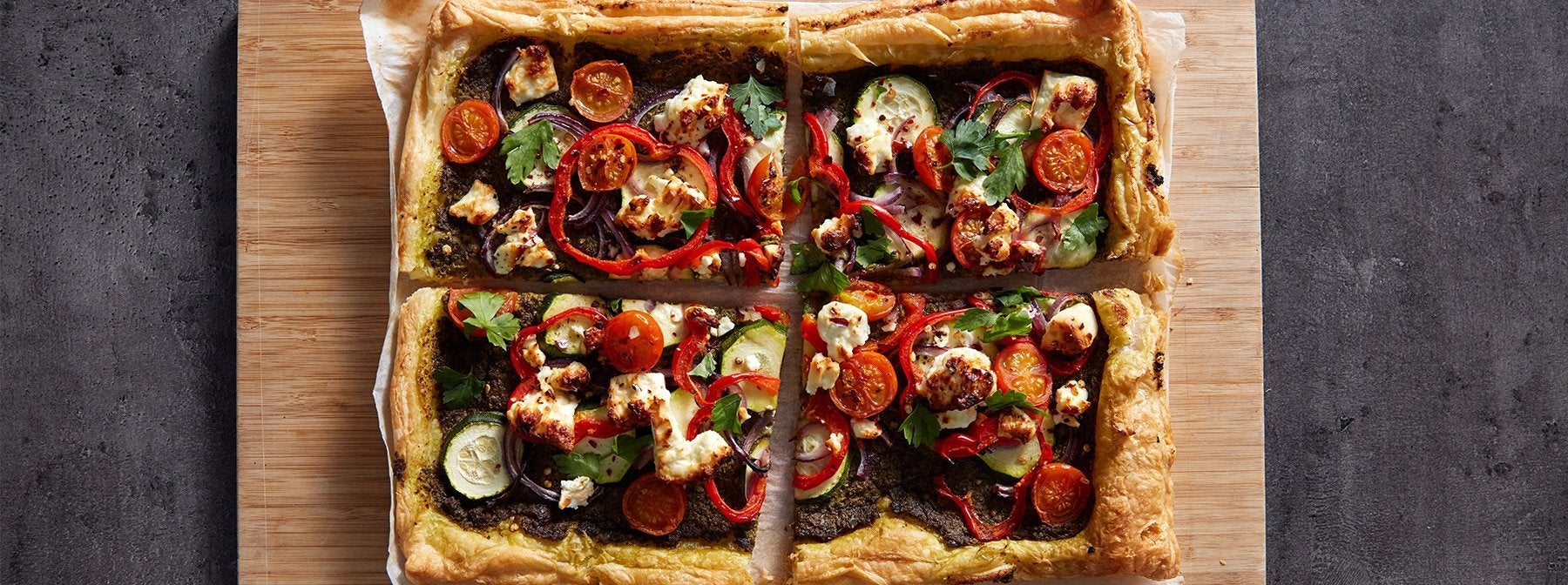 Röst-Gemüse & Feta Blätterteig-Pastete | 20 Minuten Gericht
