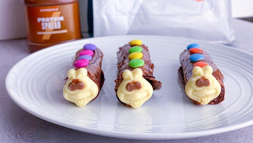 Proteinreiche Raupen Cake Rolls