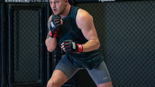 Die Vorbereitung auf sein MMA Debüt | On the Wall mit Michael Smolik
