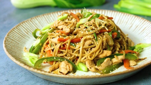 Chicken Chow Mein Fakeaway