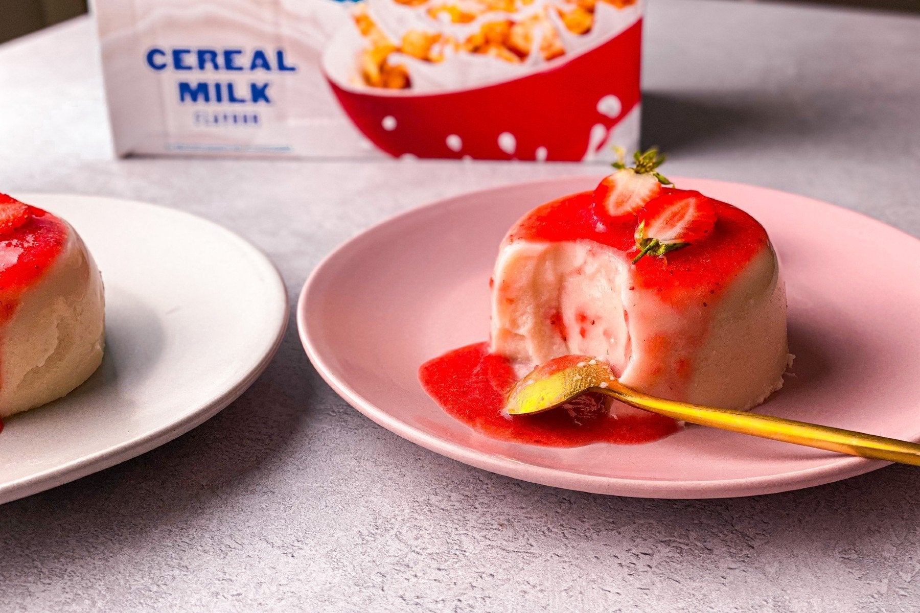 Proteinreiche Panna Cotta | Gesundes Dessert