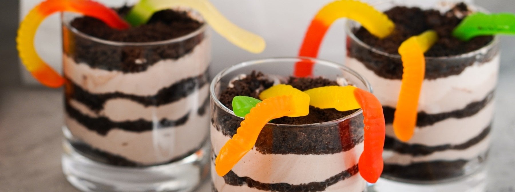 Halloween 'Dirt' Pudding Cups