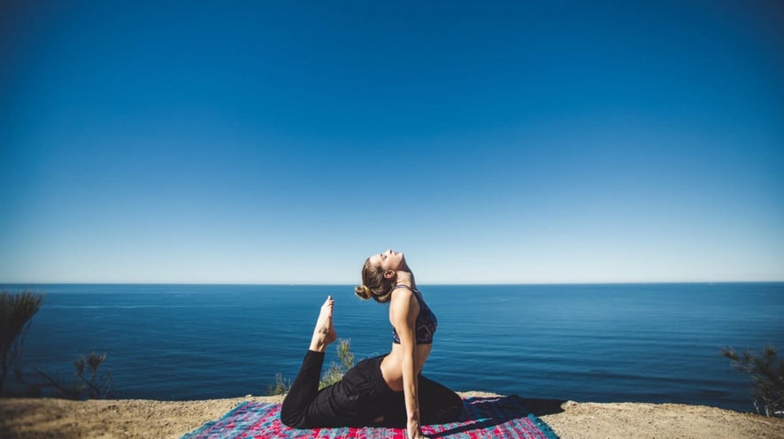yoga pose; mindfulness training