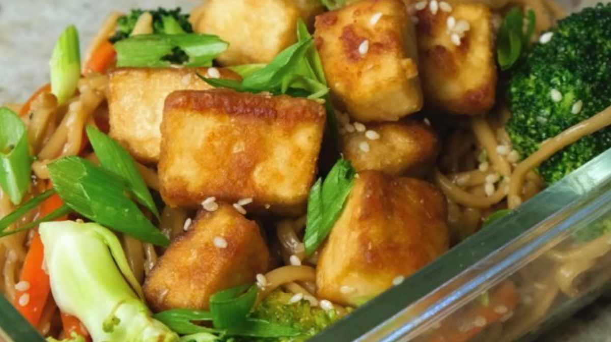 Crispy Tofu & Teriyaki Noodle Meal Prep