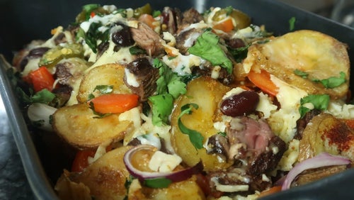 Steak & Kartoffel Nacho Bake mit viel Käse