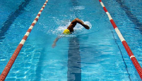 Abnehmen mit Schwimmen | Alles was du wissen solltest