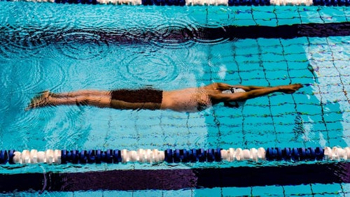 Die 8 besten Supplemente für Schwimmer | Solltest du vor dem Schwimmen etwas essen?