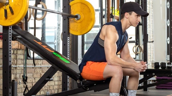 Baue Selbstvertrauen als Trans-Person im Fitnessstudio auf | 5 Tipps