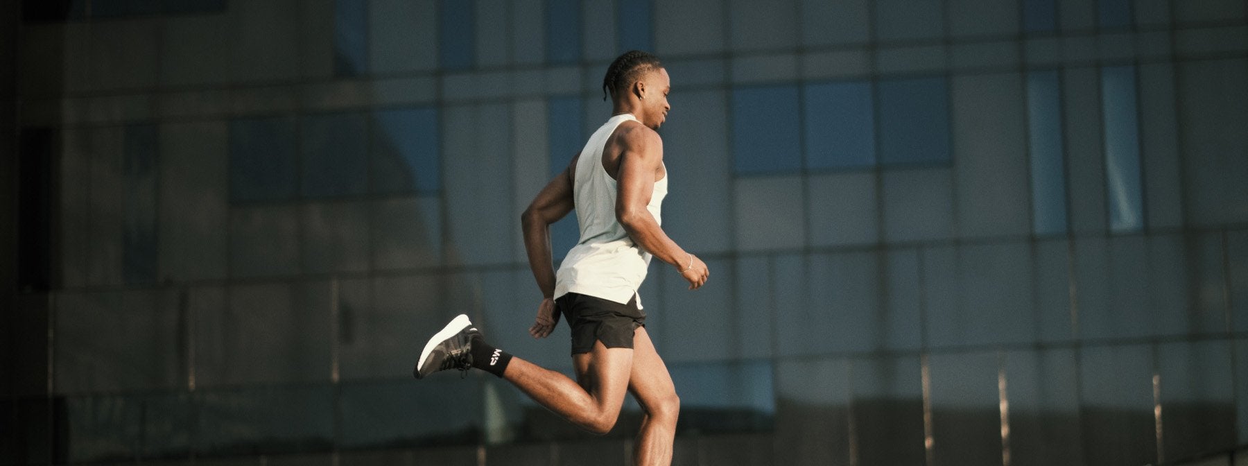 Die besten Cardio-Übungen für zu Hause und im Fitnessstudio | Herz-Kreislauf-Training
