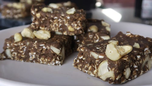 Der beste vegane Proteinriegel ohne Backen!