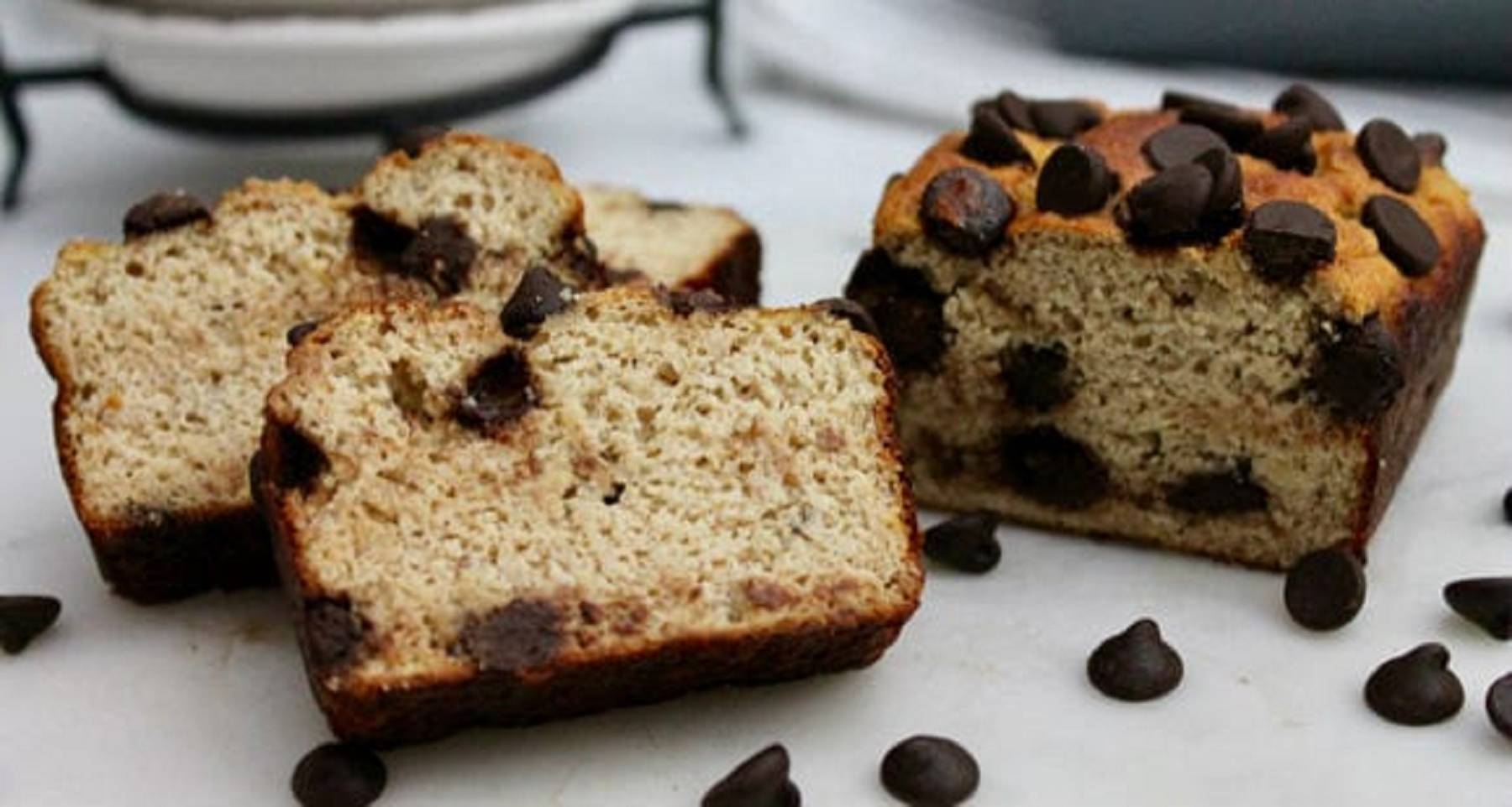 High Protein Bananenbrot | Ohne Mehl - Dafür mit Whey!