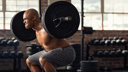 Warte nicht auf ein freies Squat-Rack | 3 Alternativen zur klassischen Kniebeuge