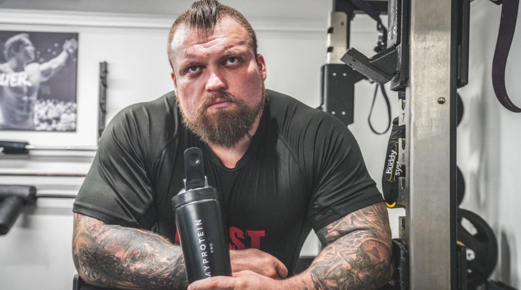 Wie Eddie Hall über 12.000 Kilokalorien am Tag vertilgt hat