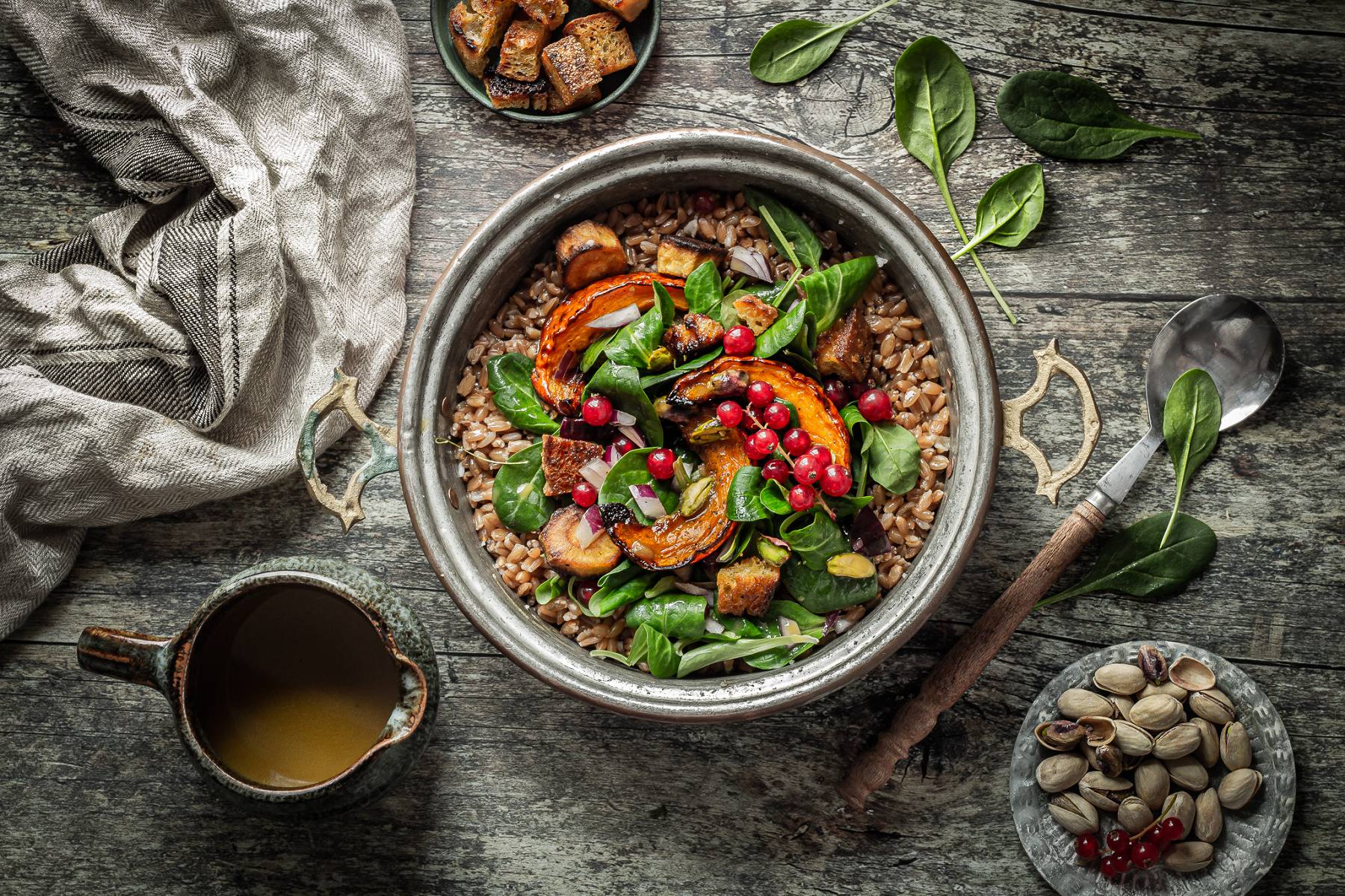 Dinkelsalat mit Ofengemüse und Johannisbeeren | Meal Prep