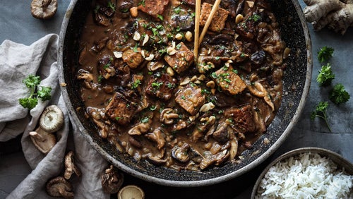 Cremige Erdnuss Tempeh Pfanne