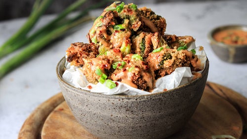 Veganer Knusper-Brokkoli mit Süß-Sauer Dip