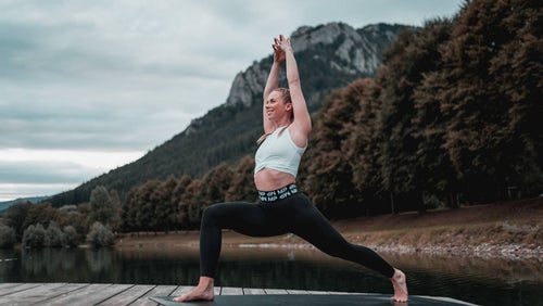 10 Basis Yoga-Übungen für Anfänger | Yoga Training einfach gemacht