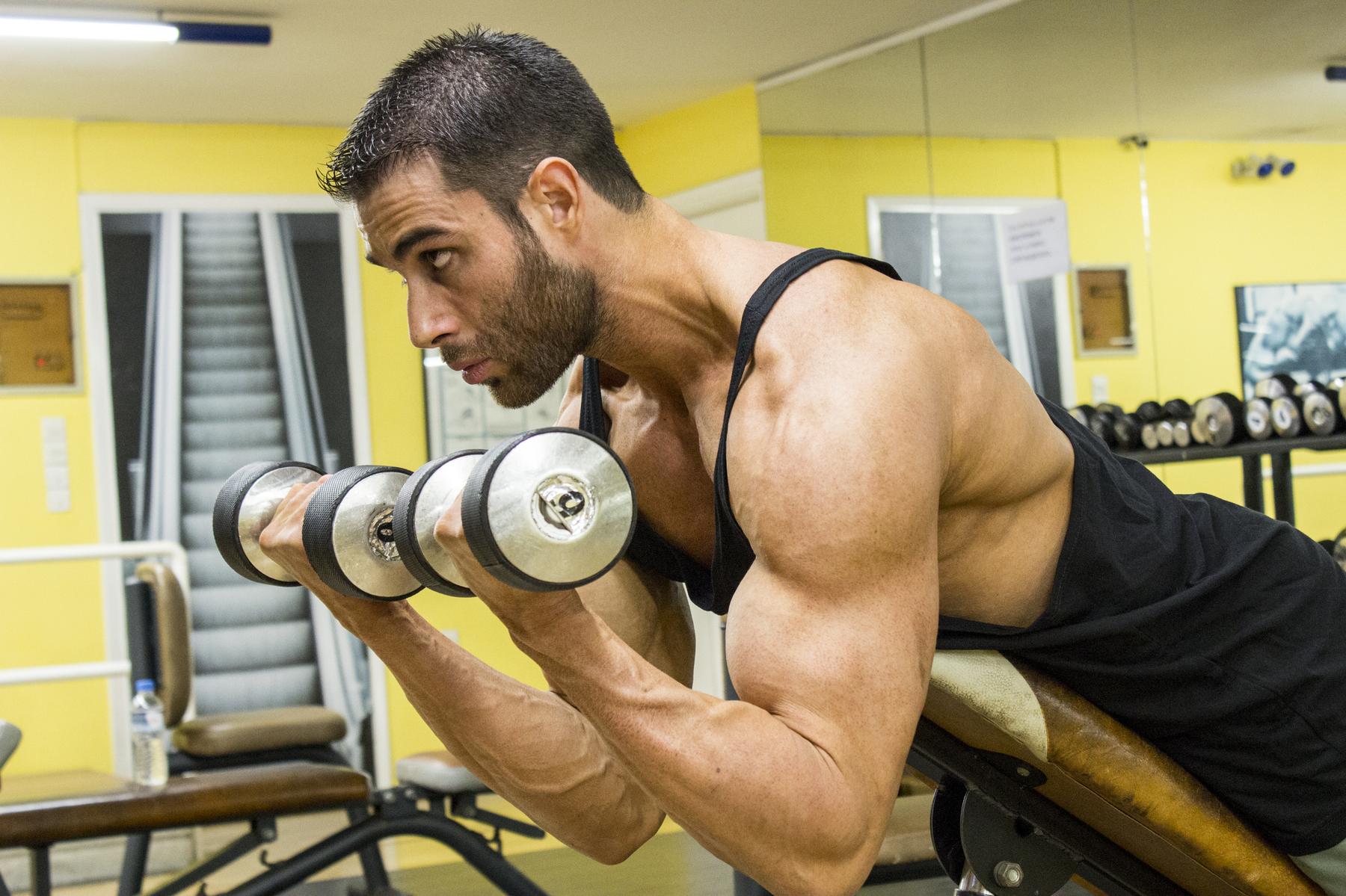 Wie man Spider Curls ausführt | Variation & Vorteile